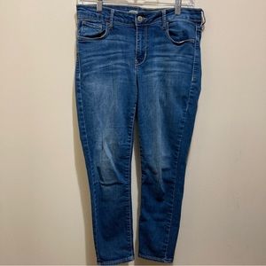 Old Navy Rockstar Mid-Rise Stretch Capri Jeans, Size 8